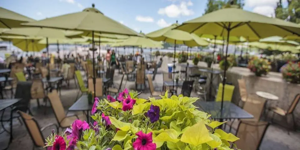 Pier I Café